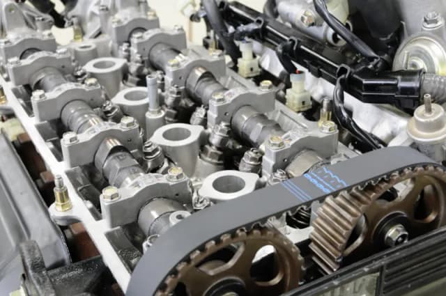 Zerwany pasek rozrządu w dieslu – objawy, które mogą zrujnować silnik
