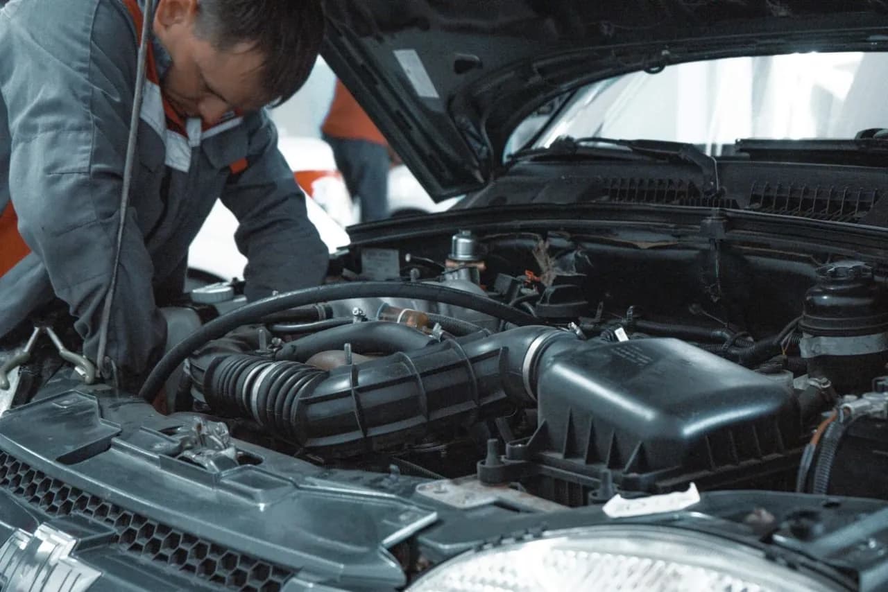 Ile kosztuje wymiana oleju i filtrów w dieslu? Ceny, które zaskoczą