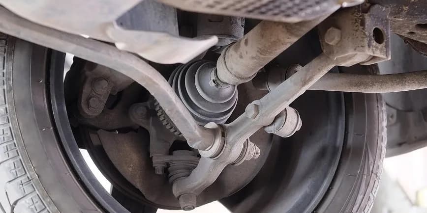 Objawy uszkodzonej półosi BMW – jak rozpoznać poważne problemy
