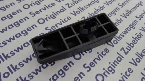 Gdzie podłożyć lewarek Audi A6 C6, aby uniknąć uszkodzeń?