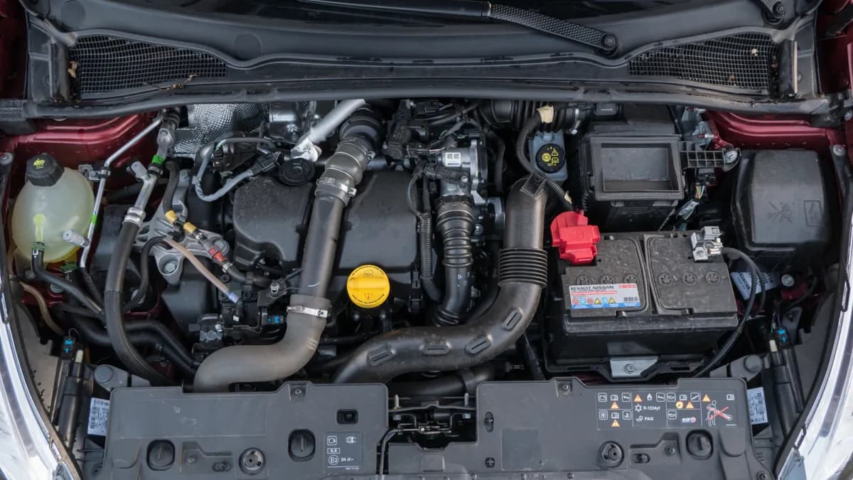 Zapchany filtr powietrza objawy diesel – jak uniknąć poważnych problemów