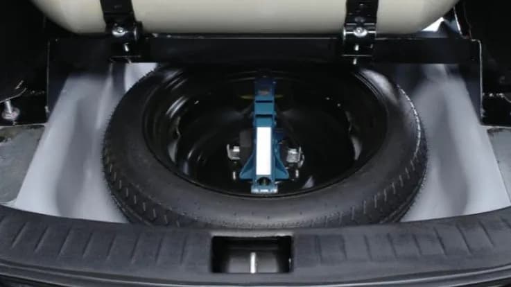 Ile można jechać na kole zapasowym? Bezpieczeństwo i ograniczenia jazdy