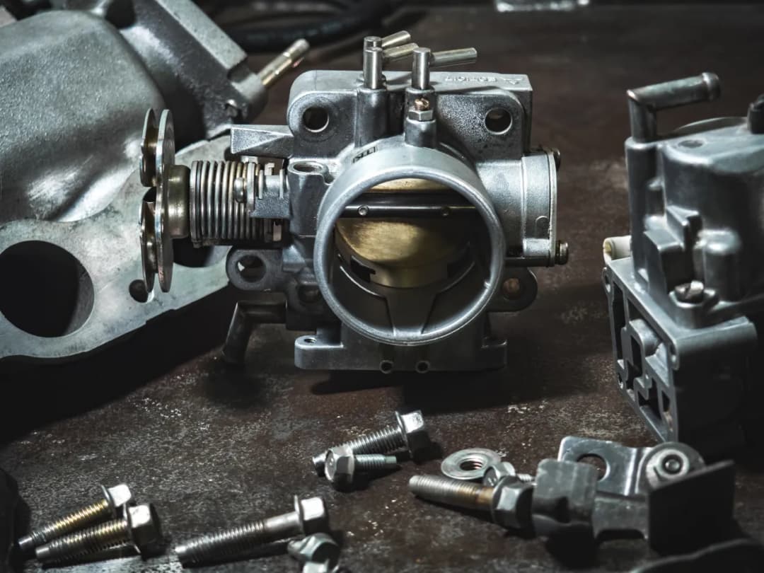 Objawy uszkodzonej przepustnicy benzyna: jak rozpoznać problemy?